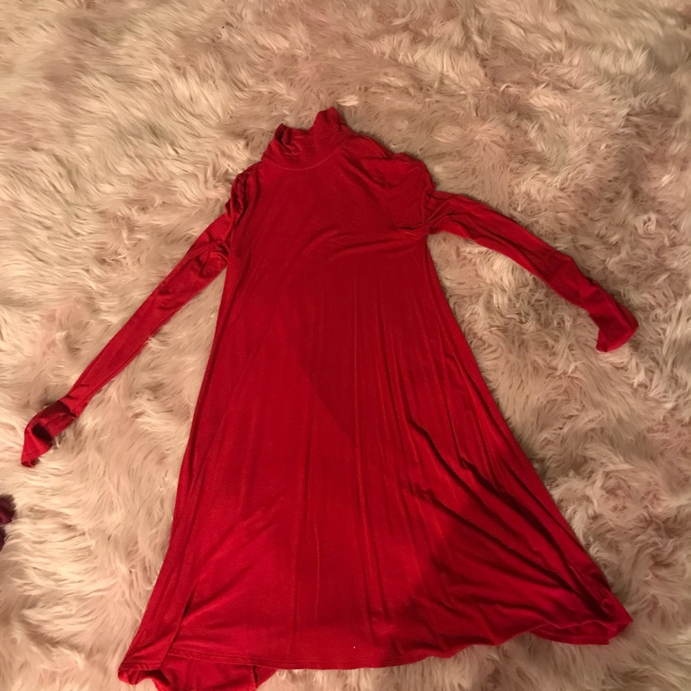 Dress - Picture 3 of 3